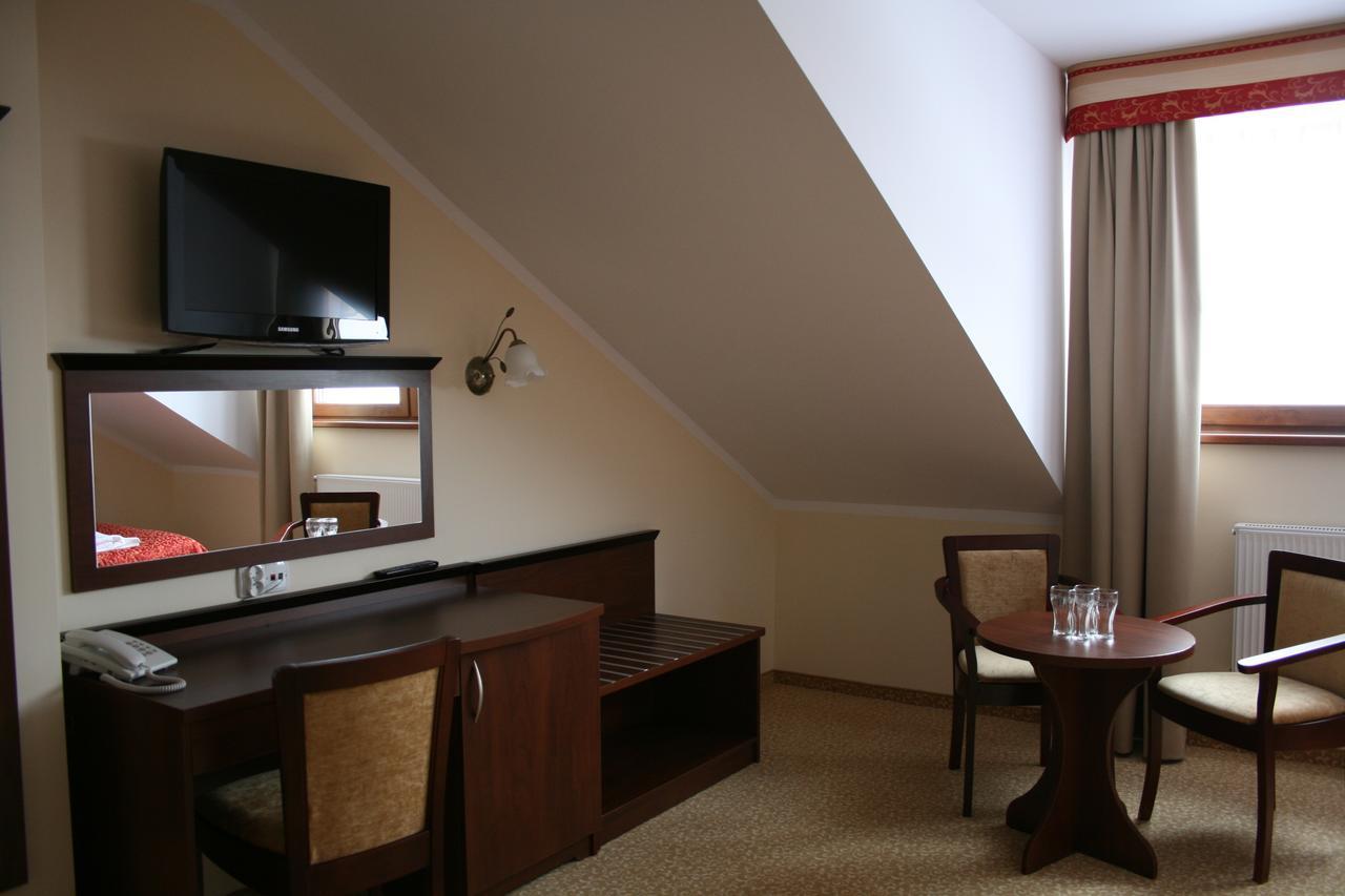 ז'לנייץ' Hotel Zieleniec חדר תמונה